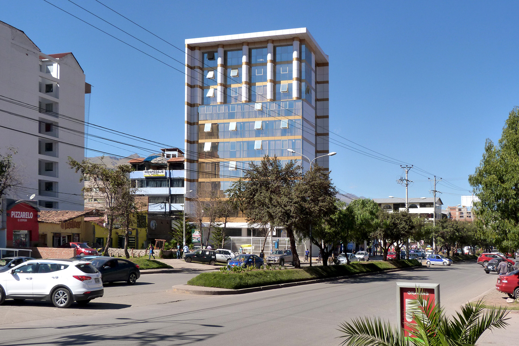 2011-2012, EDIFICIO INSTITUCIONAL UNIVERSIDAD PERUANA AUSTRAL DE CUSCO